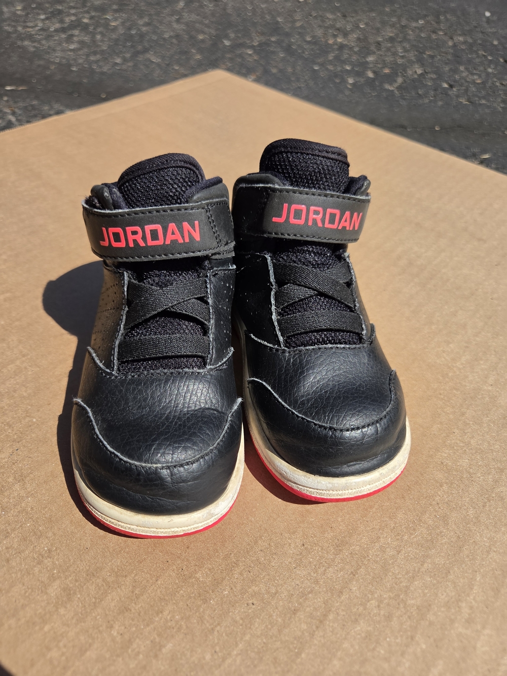 Nike Air Jordan Toddler Size 7C Black and Pink Strap Low-Top Sneakers